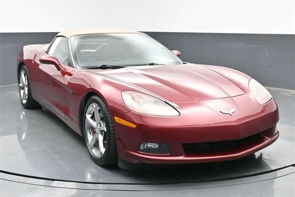 2005 Chevrolet Corvette Base photo 1