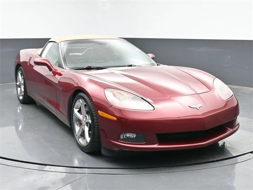 2005 Chevrolet Corvette Base photo 1