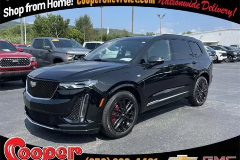 2023 Cadillac XT6 Sport photo 1