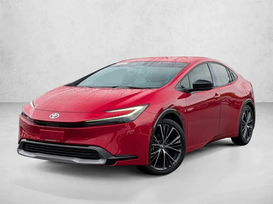 2024 Toyota Prius XLE photo 1