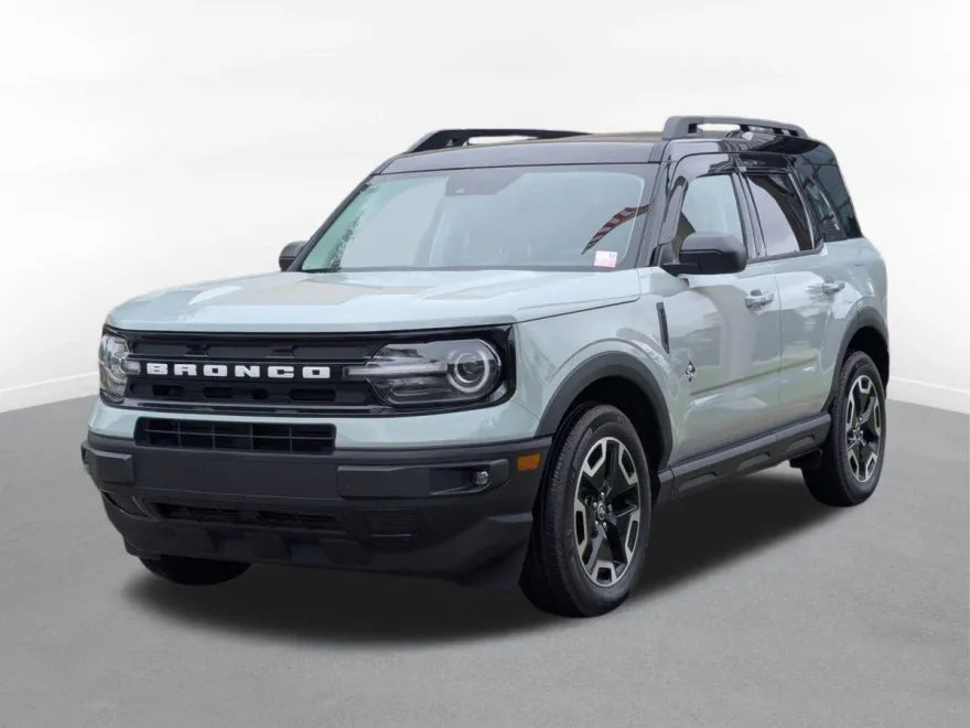 2024 Ford Bronco Sport Outer Banks photo 1