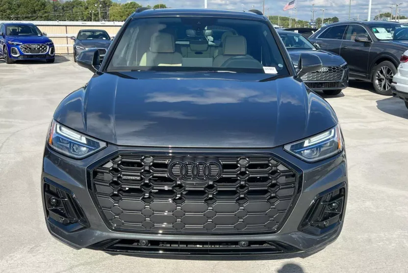 2025 Audi Q5 S line Premium Plus photo 1