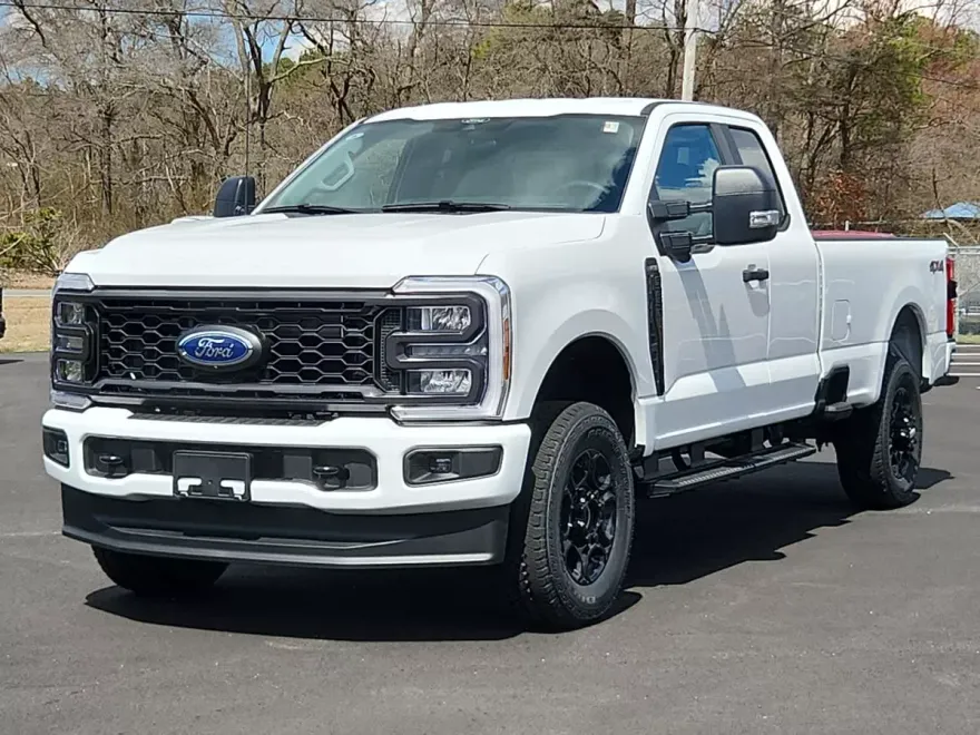 2025 Ford F-250 XL photo 1