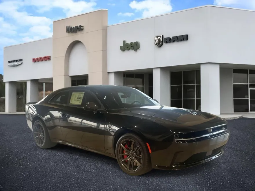 2024 Dodge Charger Daytona Scat Pack photo 1