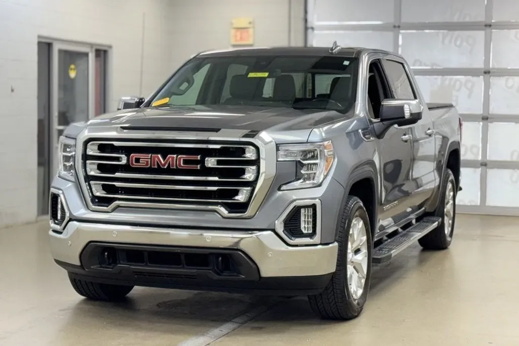 2021 Gmc Sierra 1500 SLT photo 1