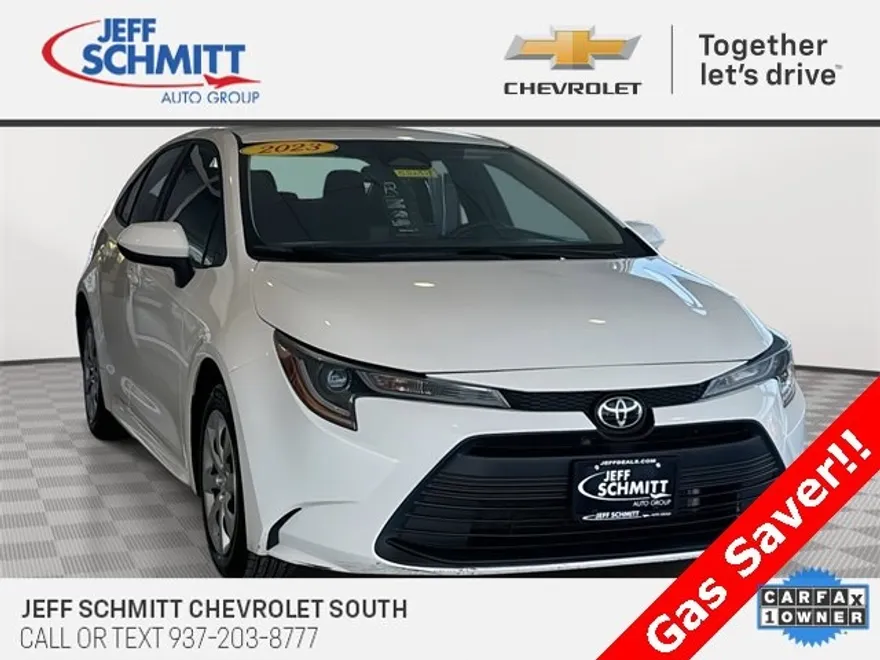 2023 Toyota Corolla LE photo 1