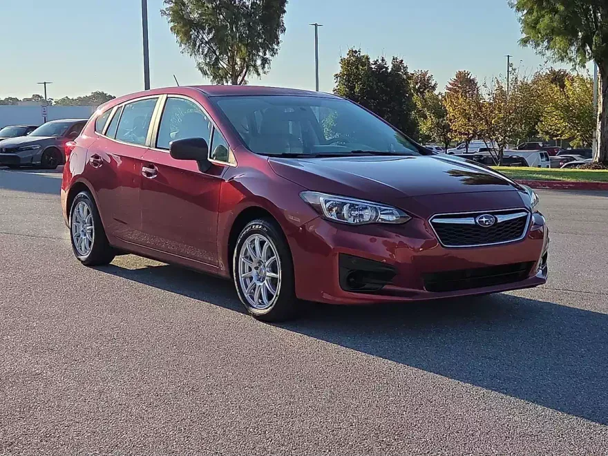 2018 Subaru Impreza 2.0i photo 1
