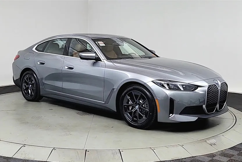 2025 Bmw i4 xDrive40 photo 1