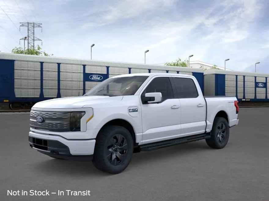2025 Ford F-150 Lightning Lariat photo 1