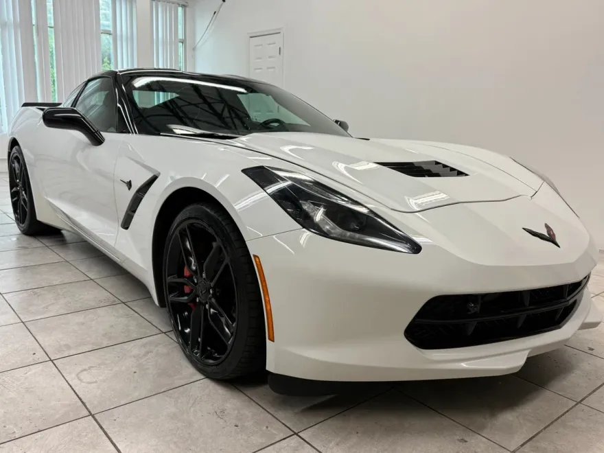 2019 Chevrolet Corvette Stingray Z51 Coupe photo 1