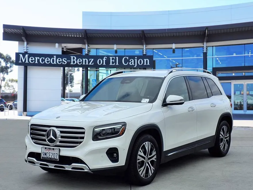 2024 Mercedes Benz GLB 250 photo 1