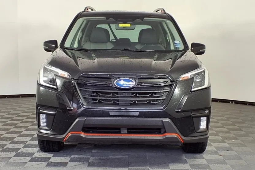 2024 Subaru Forester Sport photo 1