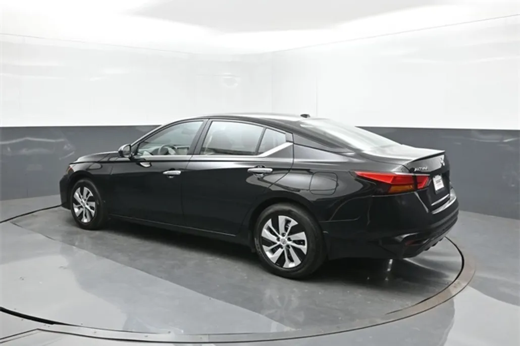 2025 Nissan Altima 2.5 S photo 1
