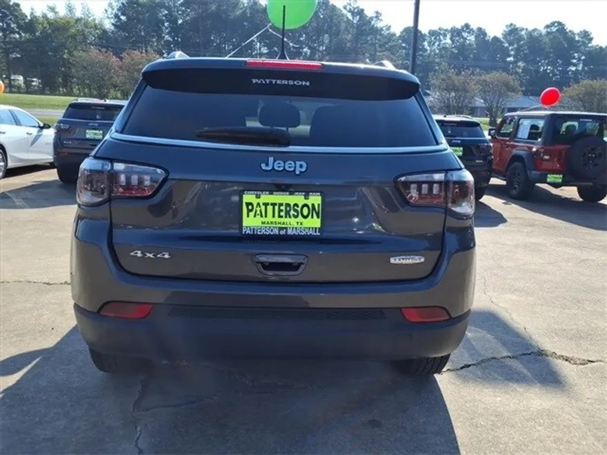 2023 Jeep Compass North Edition Latitude photo 1