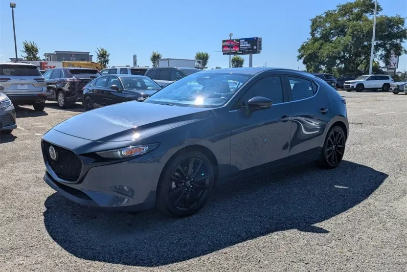 2024 Mazda Mazda3 2.5 s Carbon Hatchback photo 1