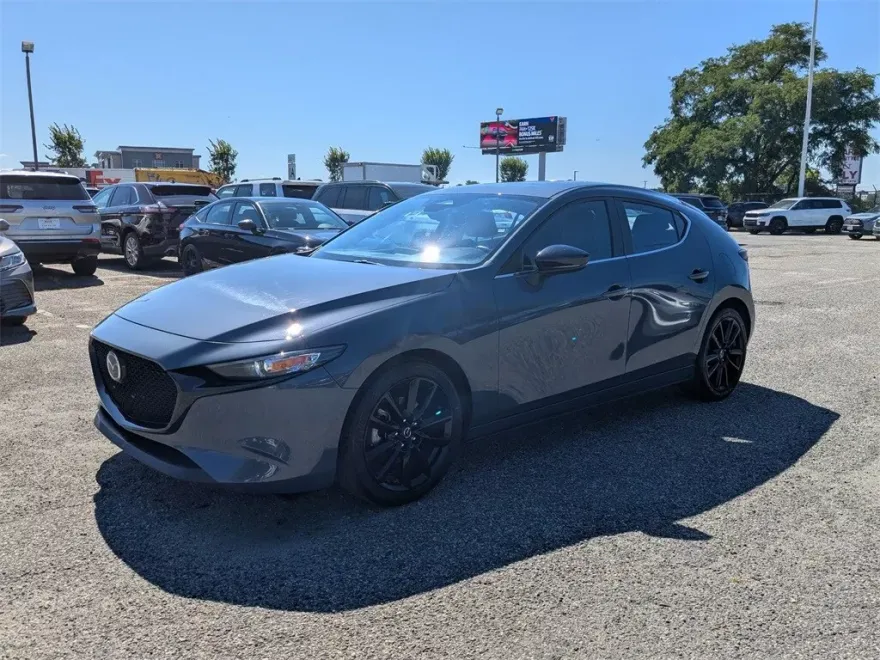 2024 Mazda Mazda3 2.5 s Carbon Hatchback photo 1