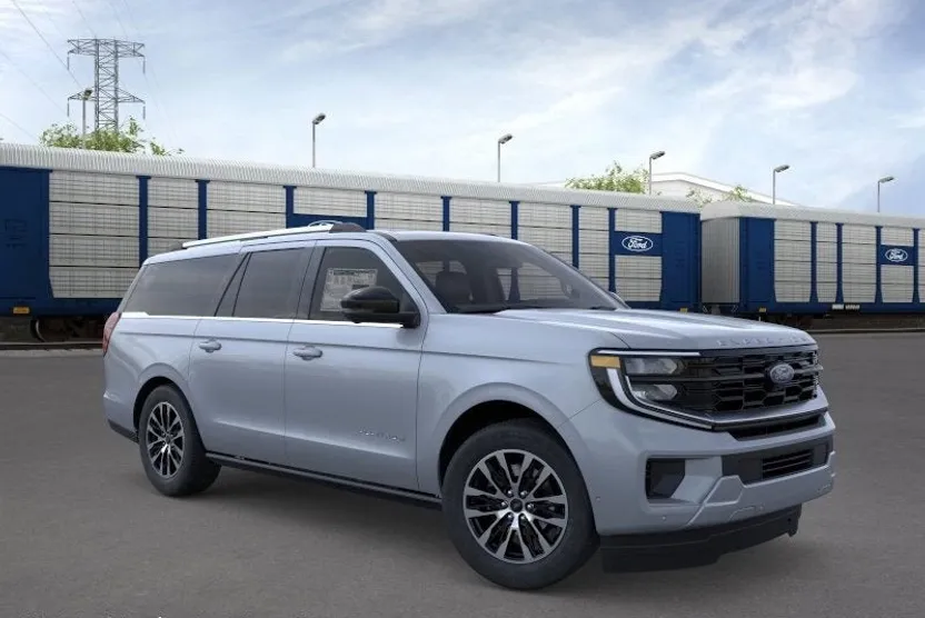 2025 Ford Expedition MAX Platinum photo 1