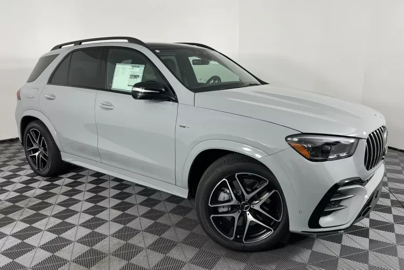 2026 Mercedes Benz GLE AMG 53 photo 1
