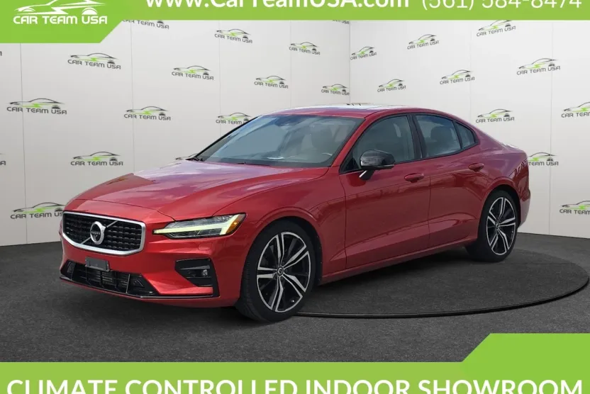 2019 Volvo S60 T6 R-Design photo 1