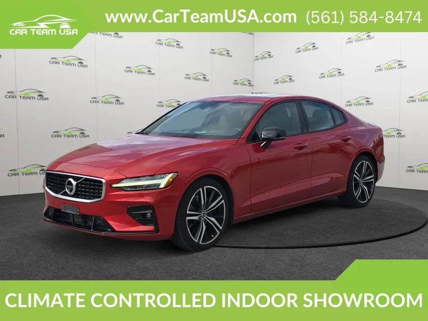 2019 Volvo S60 T6 R-Design photo 1