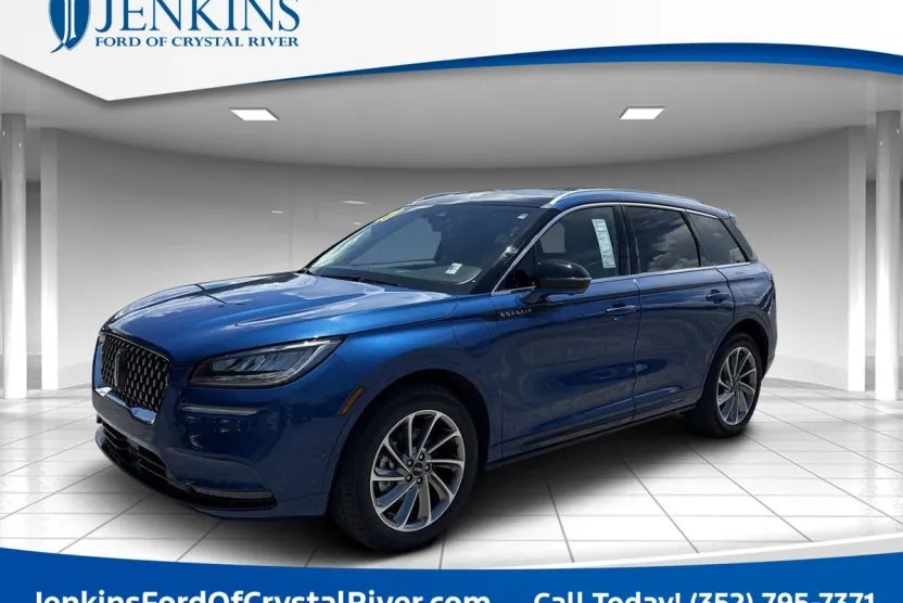 2021 Lincoln Corsair Grand Touring photo 1