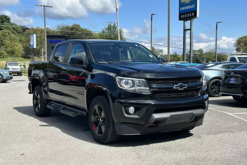 2019 Chevrolet Colorado LT photo 1