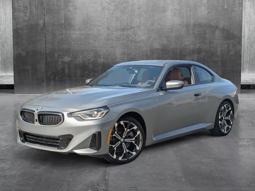 2025 Bmw 230i xDrive Coupe photo 1