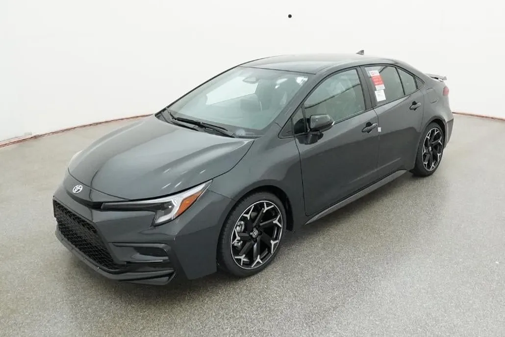 2025 Toyota Corolla SE photo 1