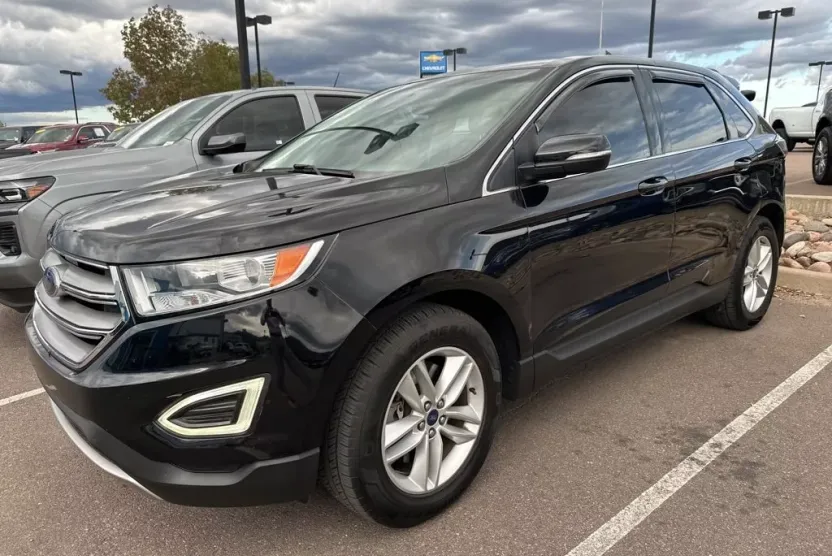2016 Ford Edge SEL photo 1