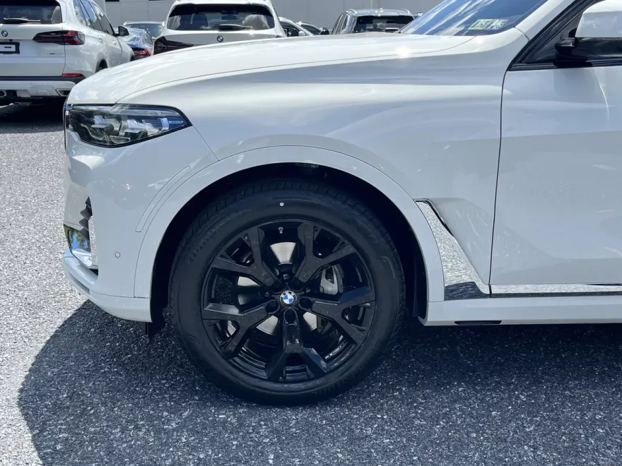 2022 Bmw X7 xDrive40i photo 1