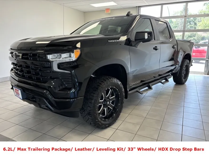 2024 Chevrolet Silverado 1500 RST photo 1