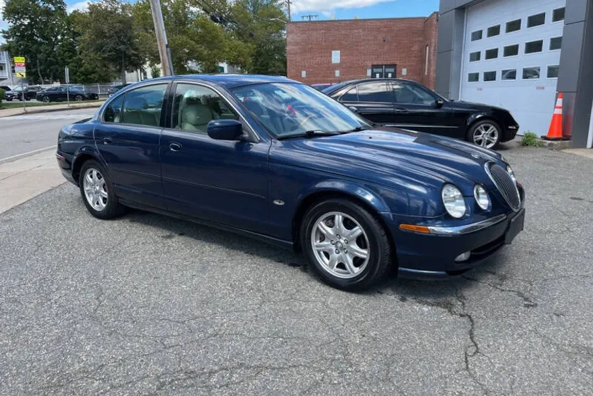 2000 Jaguar S-Type photo 1