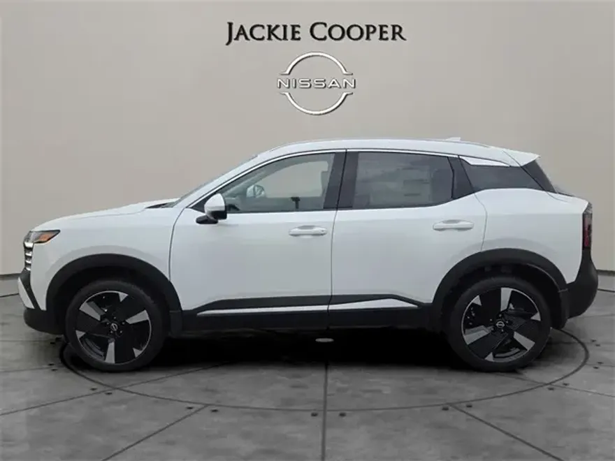 2025 Nissan Kicks SR photo 1