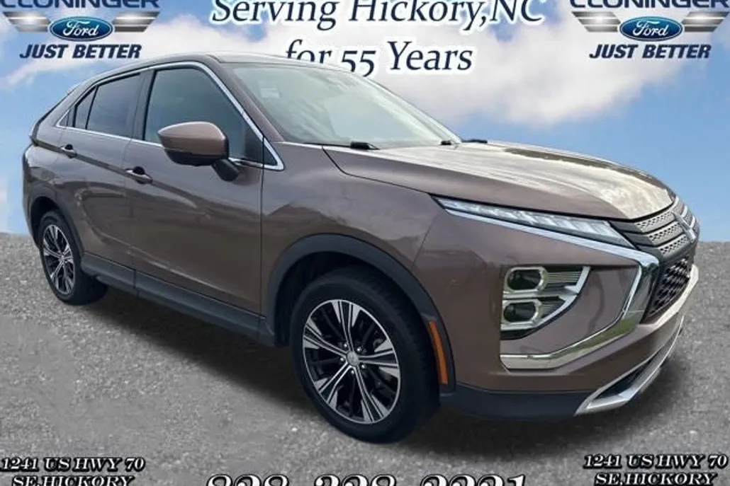 2022 Mitsubishi Eclipse Cross SE photo 1