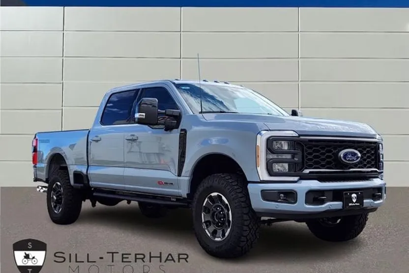 2024 Ford F-350 photo 1