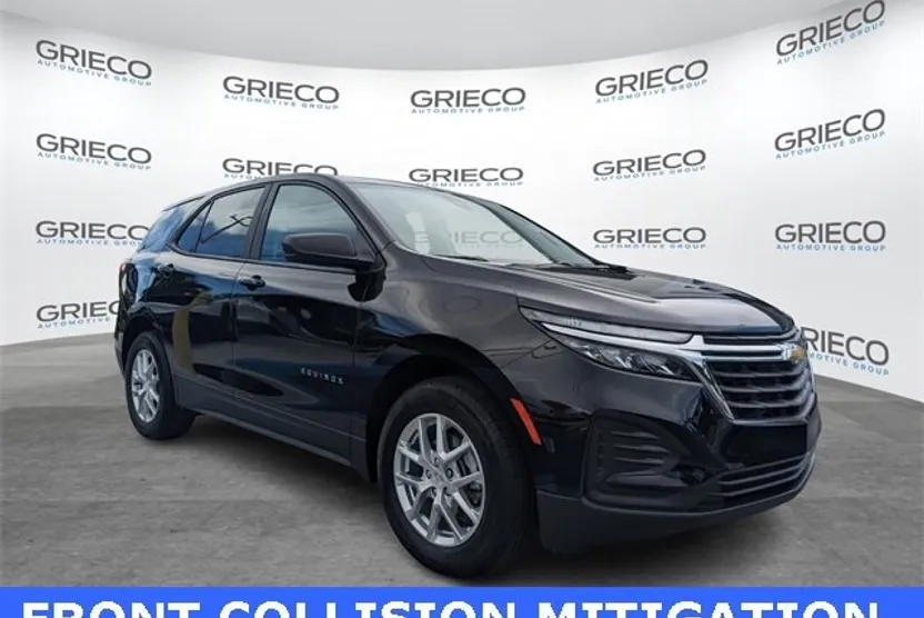 2024 Chevrolet Equinox LS photo 1