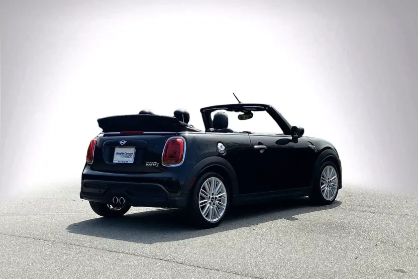 2024 Mini Cooper Convertible S photo 1