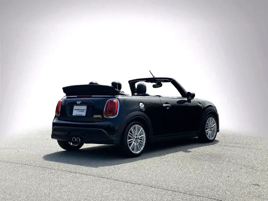 2024 Mini Cooper Convertible S photo 1