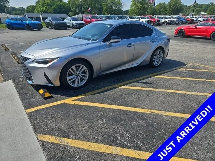 2021 Lexus IS 300 photo 1