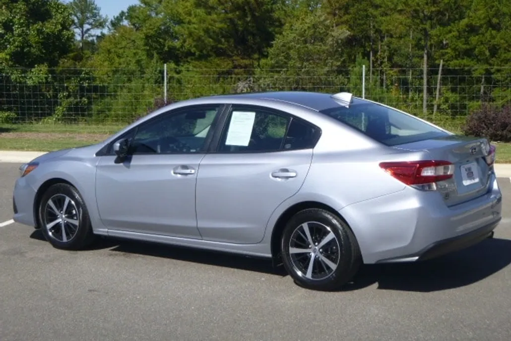 2023 Subaru Impreza Premium photo 1