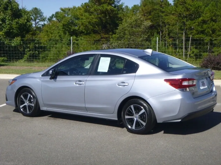 2023 Subaru Impreza Premium photo 1