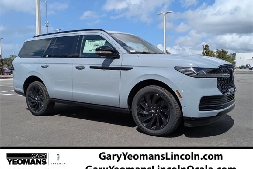 2025 Lincoln Navigator Reserve photo 1