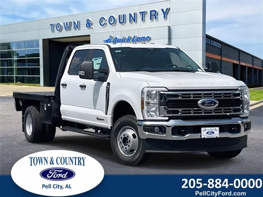 2025 Ford F-350 photo 1