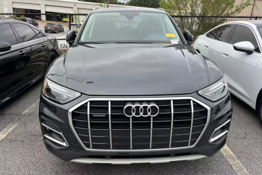 2021 Audi Q5 Premium photo 1