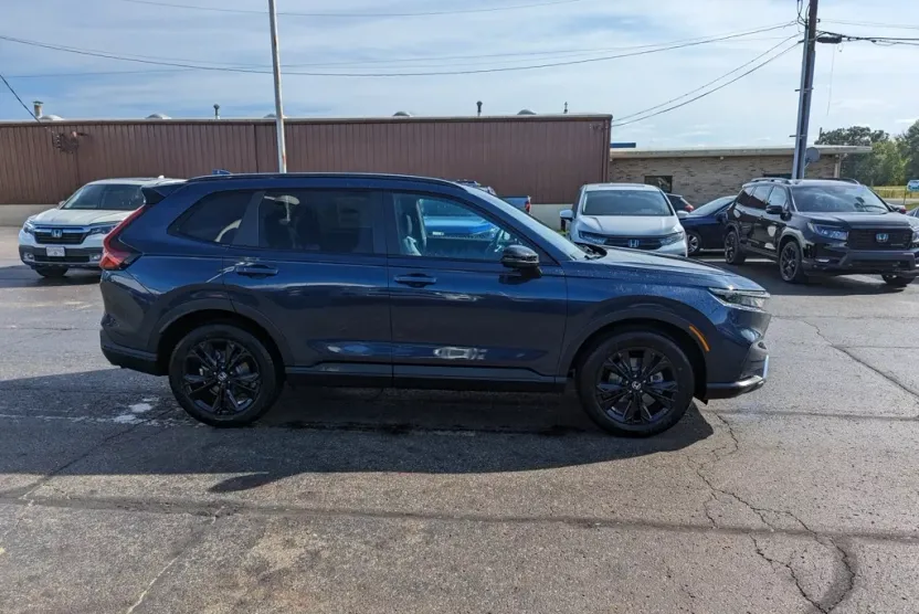 2026 Honda CR-V Hybrid Sport Touring photo 1