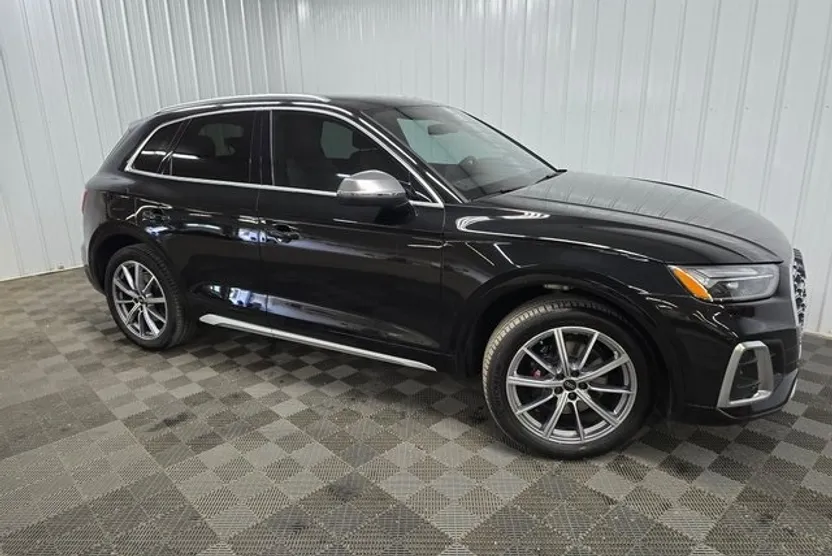 2022 Audi SQ5 Premium Plus photo 1