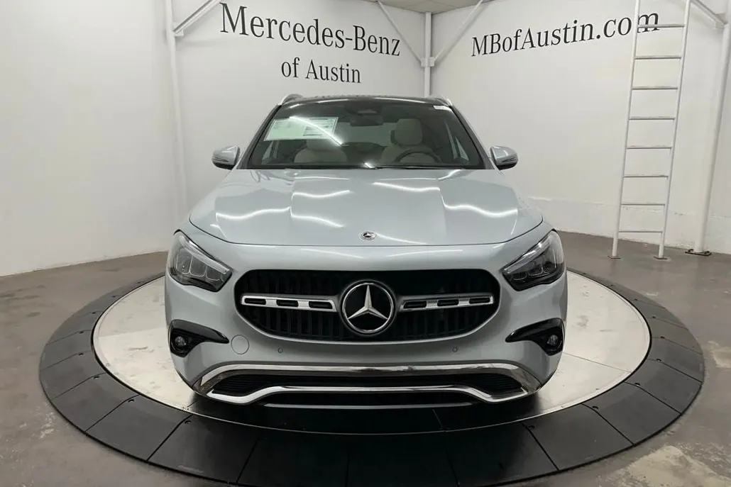 2025 Mercedes Benz GLA 250 photo 1