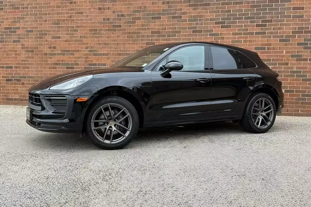 2024 Porsche Macan S photo 1