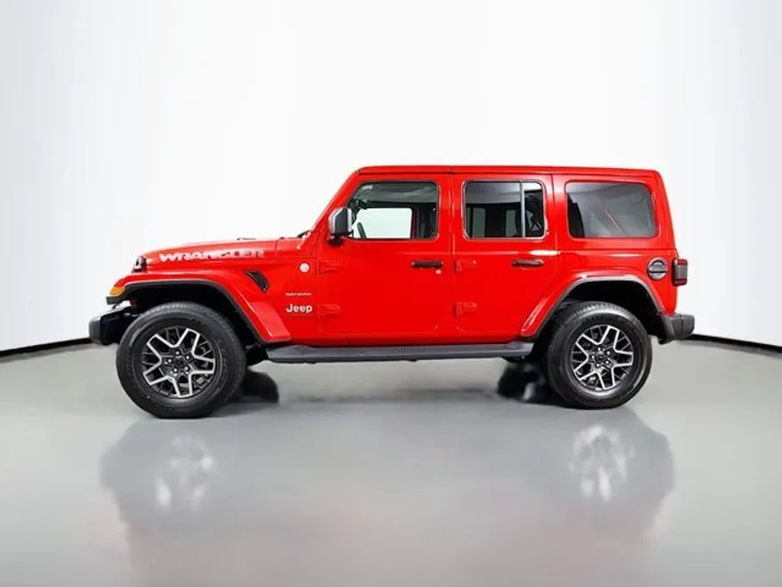 2024 Jeep Wrangler Sahara photo 1