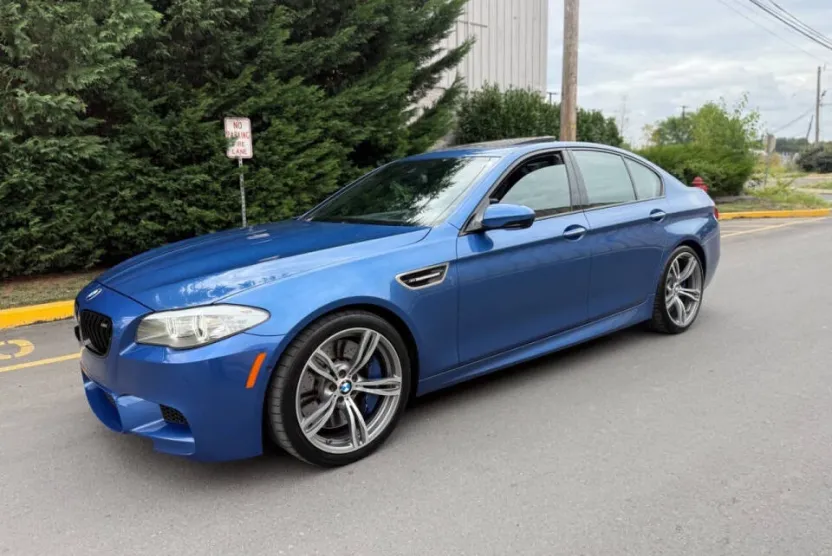 2013 Bmw M5 5 Sedan photo 1